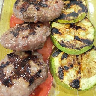 Агнешки кюфтенца