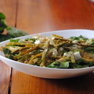 Салата с аспержи, лимец и артишок (300г)