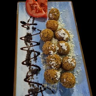 Топени пикантни сиренца (10бр)