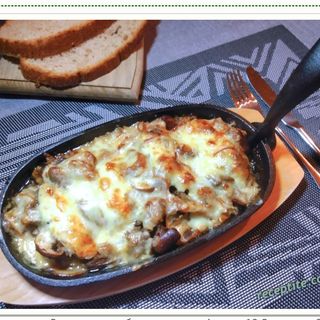 Пилешки сърца с гъби и кашкавал (400г)