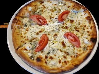 Куатро Формаджио