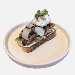 Тост с гъби