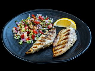 СКУМРИЯ ФИЛЕ с лимонова салата