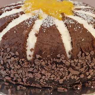 Торта Вулкан - цяла торта