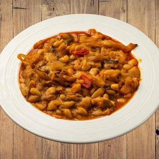 Боб с кисело зеле (350г)