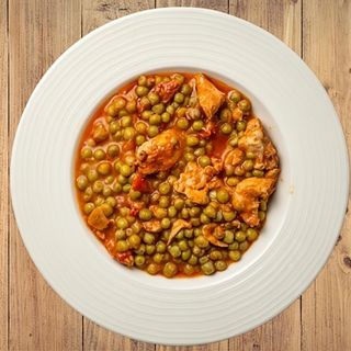 Пилешки късчета от филе с грах (350г)