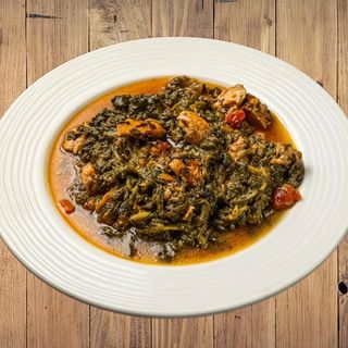 Пилешки късчета със спанак (350г)