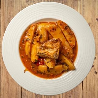 Свинско с картофи (350г)