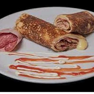 Катма със шпек ,сирене и кашкавал (440г)