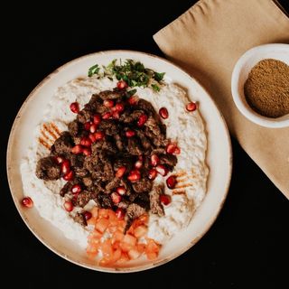 Мутабал с телешко