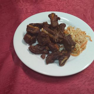 4. Пържени свински ребра (300гр)