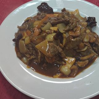 34. Свинско по Съчуански, леко лютиво (700гр)