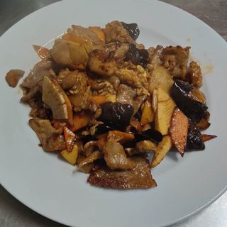 44. Свинско с яйца и гъби Муар (700гр)