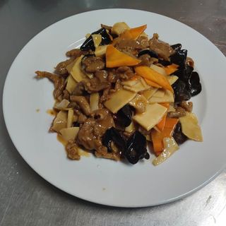 53. Телешко с печурки (700гр)