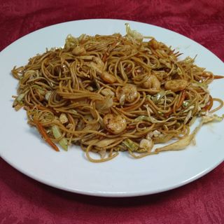 137. Пържени спагети със скариди и яйца (700гр)