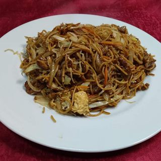 133. Пържени спагети с телешко и яйца (700гр)