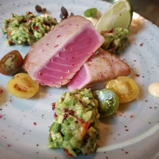 Стек от жълтопереста риба тон (400г)