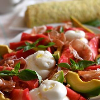 Салата " Бурата "