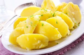 Варени картофи