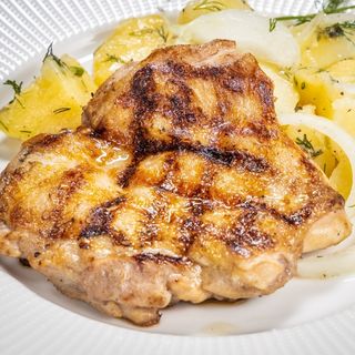 Пилешка пържола от бут (200г)