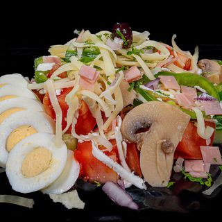 Овчарска салата (400г)