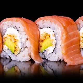 Криспи салмонр рол (4бр-125г)