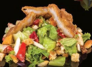 Салата с киноа и бяла риба (440г)