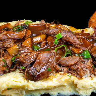 Крехко агнешко месце с картофено пюре (400г)