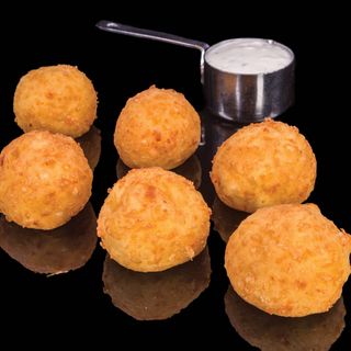 Кашкавалени кюфтенца (300г)