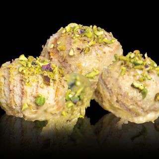 Домашна торта с Пистачио (180гр.)