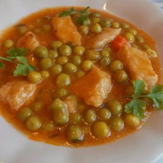 Свинско с грах