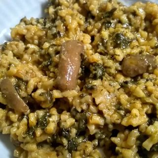 Спанак с ориз и гъби