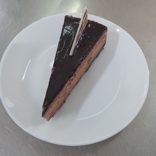 ШОКОЛАДОВА ТОРТА