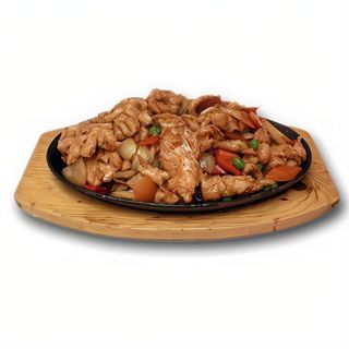 66.Пиле със зеленчуци на тиган (800г)