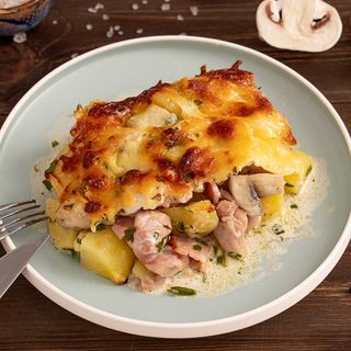 Запечени картофи с пиле (0.400)