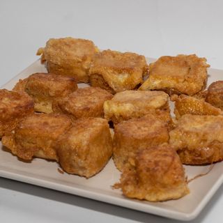 Панирани хапки с кашкавал