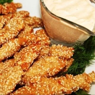 Пилешки хапки със сусам