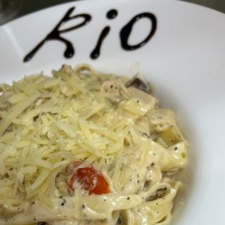 Талиатели с морски дарове