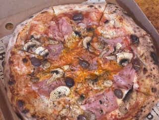 Пица Капричоза (30см)