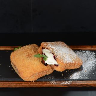 Пълнени пържени филии с маскарпоне