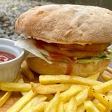 Картофена палачинка бургер / Potato Pancake Burger+FREE CAN OF COLA