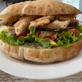 Бургер с пилешко бон филе