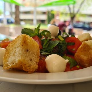 САЛАТА ПАНЦАНЕЛА 300гр