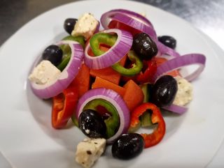 ГРЪЦКА САЛАТА