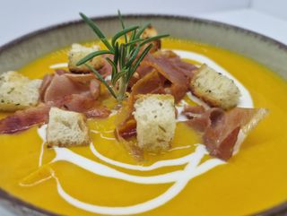 МОРКОВЕНА КРЕМ СУПА