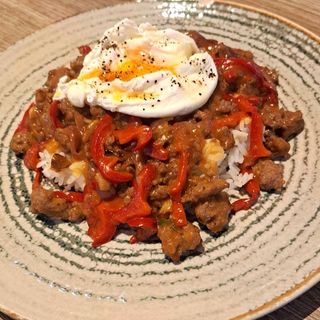 Ориз по азиатски /оризова пана/ с телешко и зеленчуци