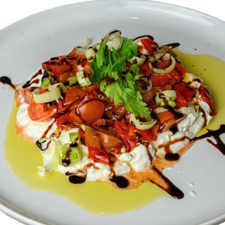 Салата с мус от сирена