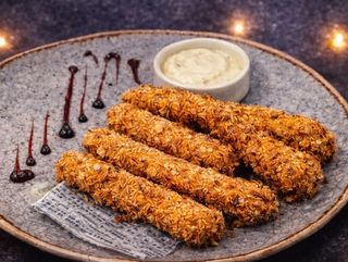 Панирани крехки пилешки филенца в корнфлейкс - 250 гр.