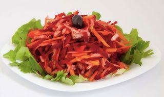 Витаминозна салата (400г)