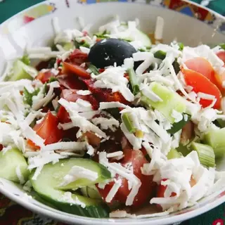 Салата Капри (450г)